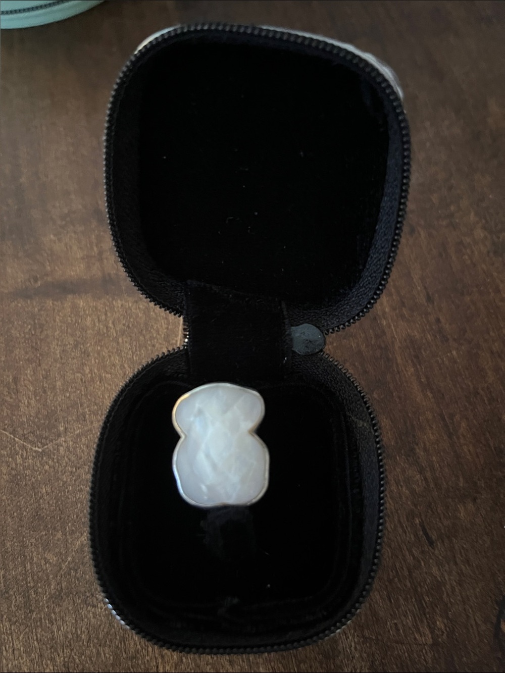Tous ladies MOP cocktail ring.